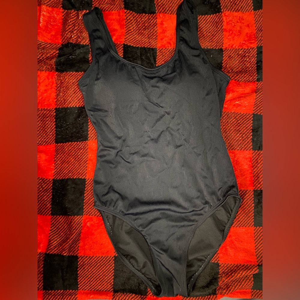 black one piece swim suit